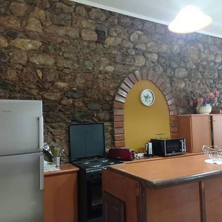 The -300 -A Centrally Located Heritage Home Sparta Bagian luar foto