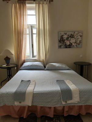 The -300 -A Centrally Located Heritage Home Sparta Bagian luar foto